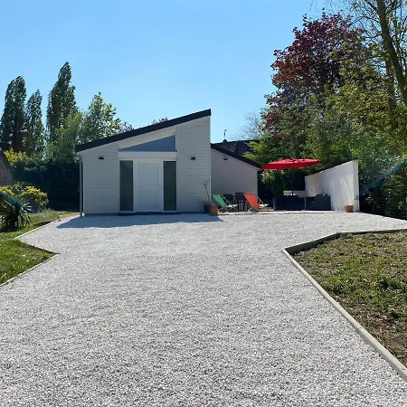 Entouree De Verdure Avec Parking Prive * Halluin